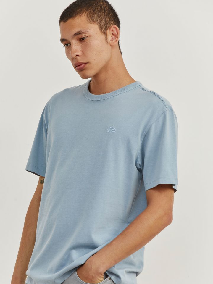 טישרט ניקי עם רקמה