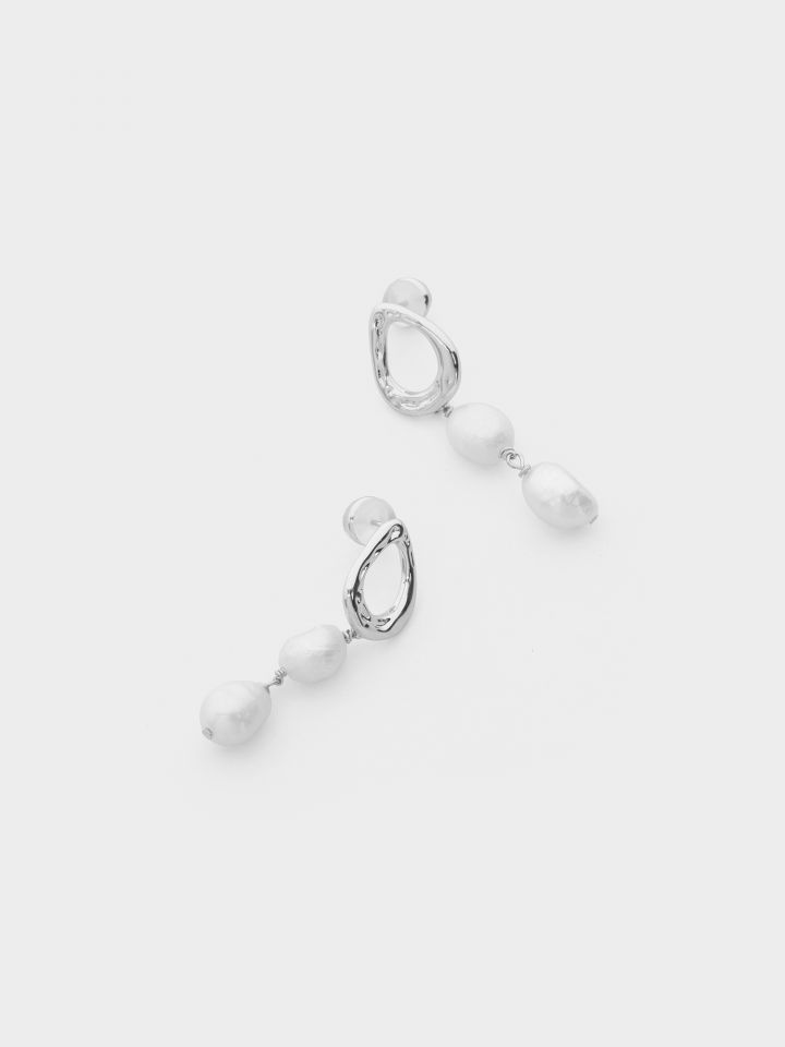 עגילי שרשרת פנינים