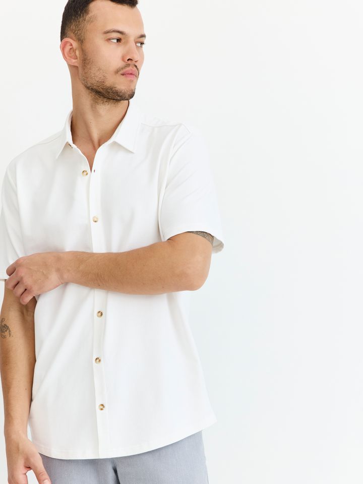 חולצה מכופתרת קצרה טקסטורת ריב