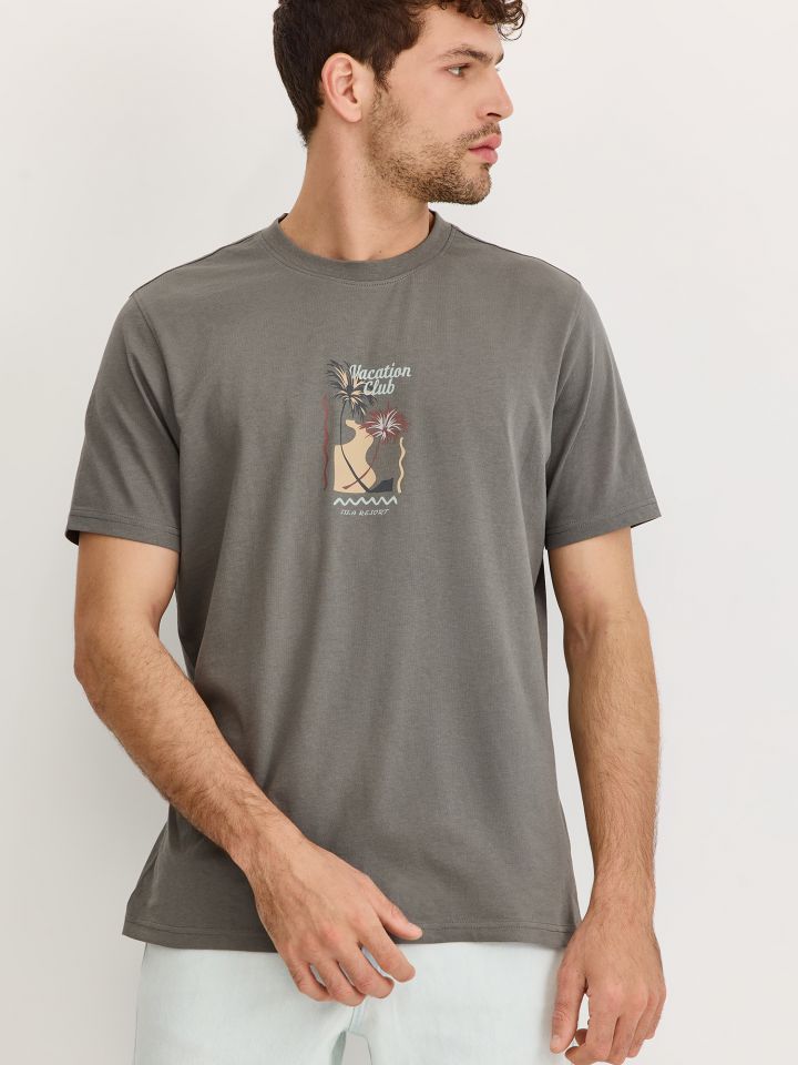 טי שירט קצרה עם דפוס