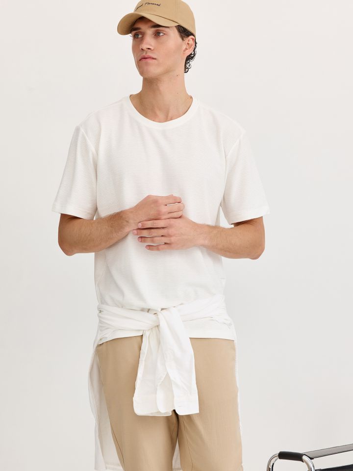 טי שירט טקסטורת פס