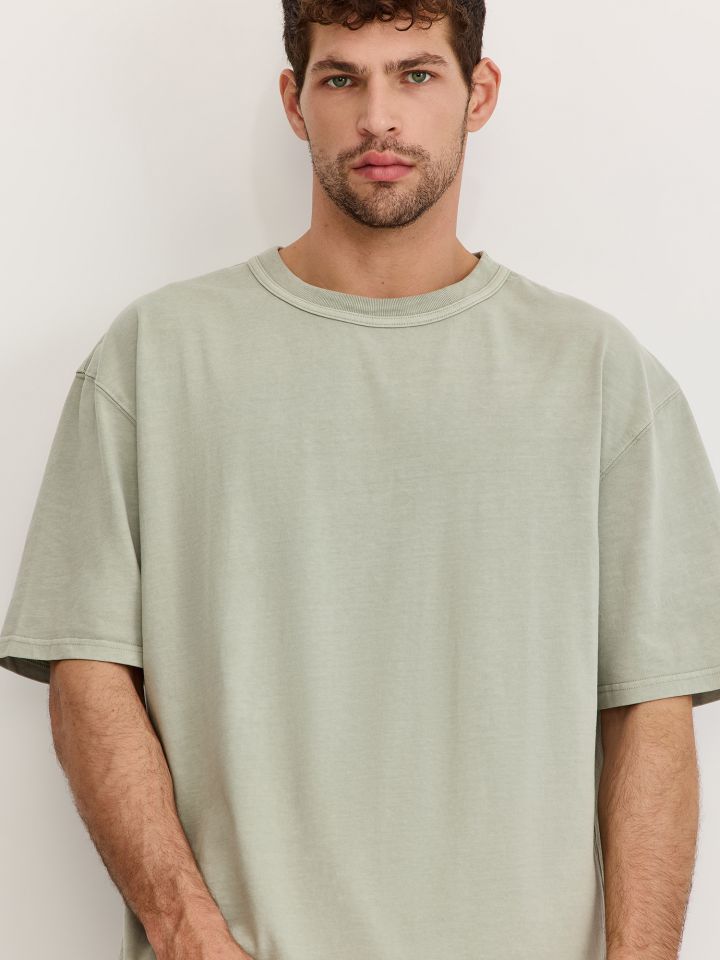 טי שירט במראה שטוף