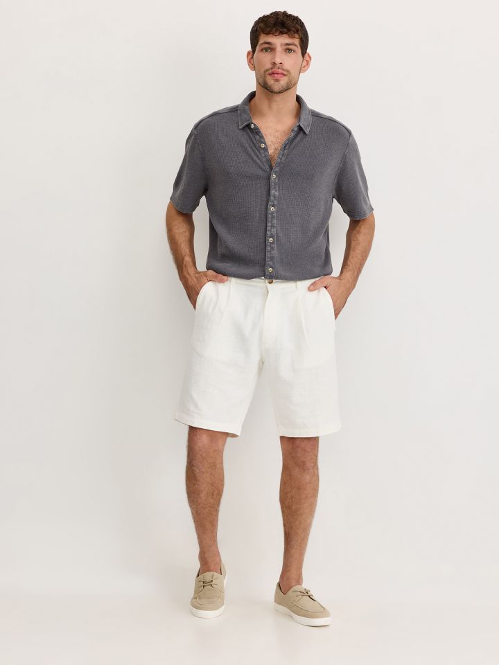 מכנסי ברמודה צ’ינו