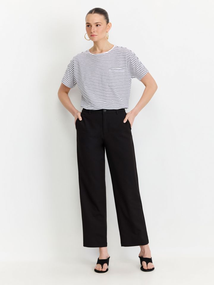 מכנסיים מחוייטים