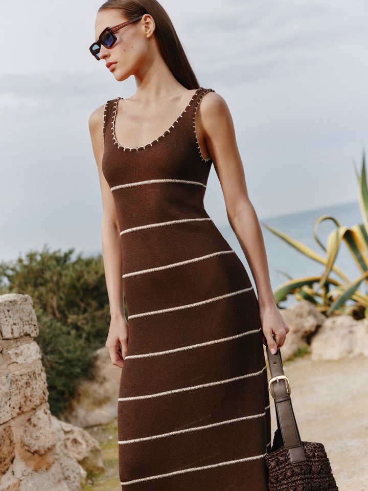 שמלת מקסי סרוגה