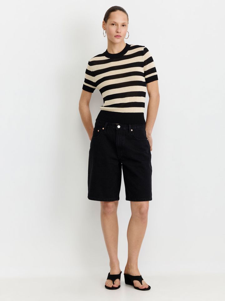 מכנסי ברמודה ג’ינס