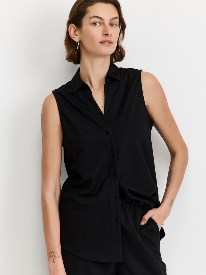 טוניקה ללא שרוול