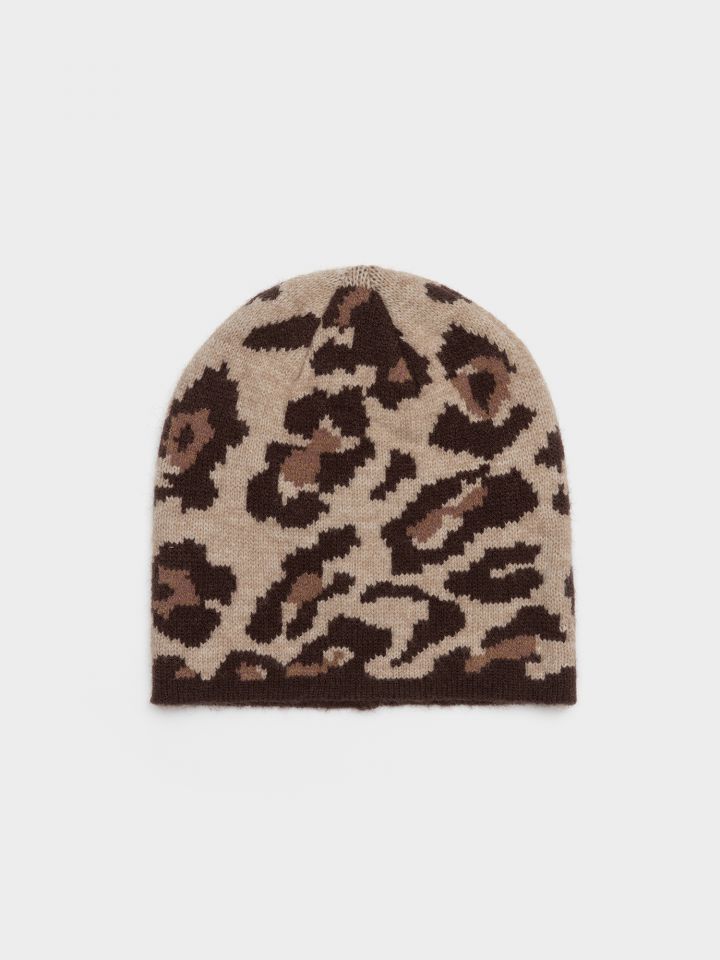 כובע סרוג מנומר