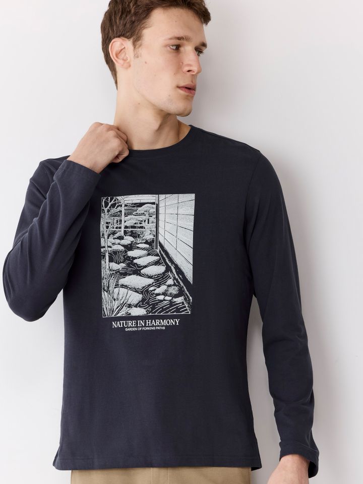 טי שירט ארוכה עם דפוס טבע