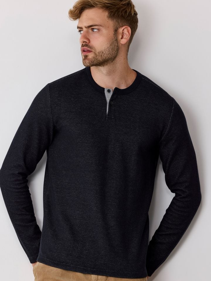 טי שירט הנלי ארוכה