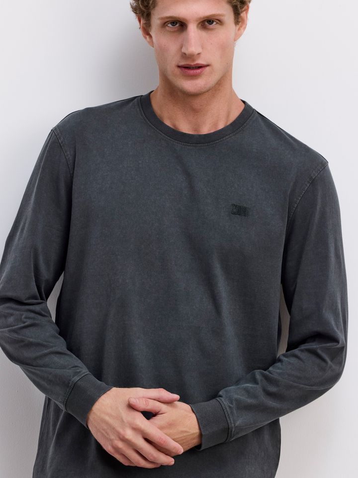 טי שירט ארוכה ניקי רקמה