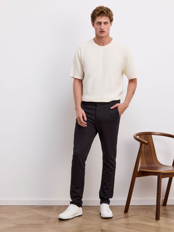 מכנסי צ’ינו ג’וגר