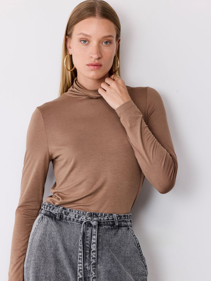 טי שירט סופט צווארון גולף