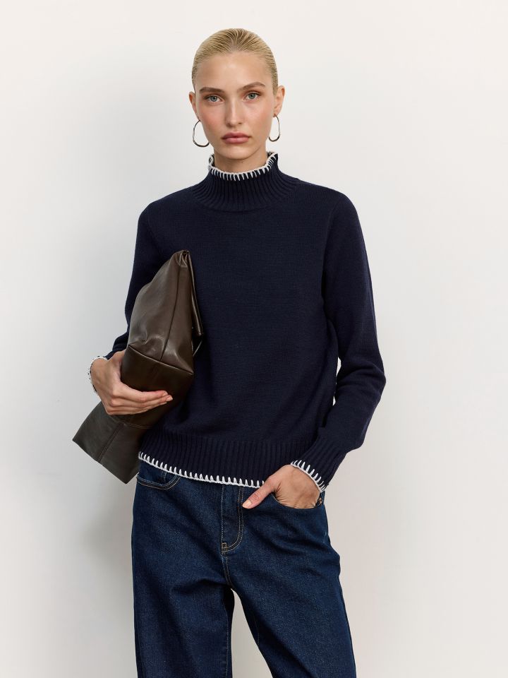 סוודר גולף בשילוב רקמה