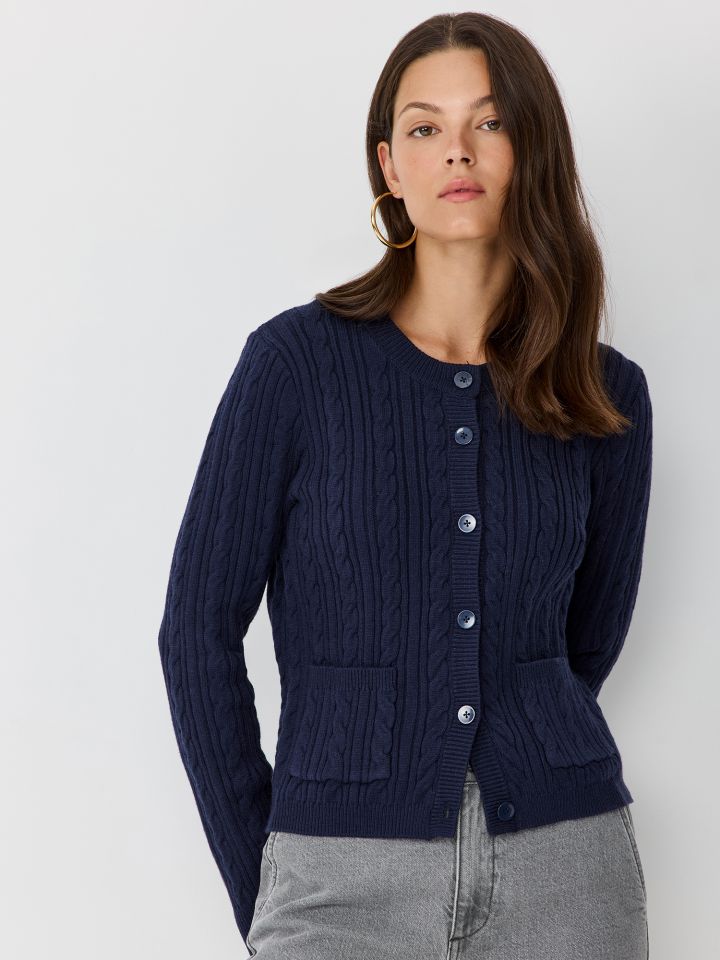 קרדיגן בסריגת צמות