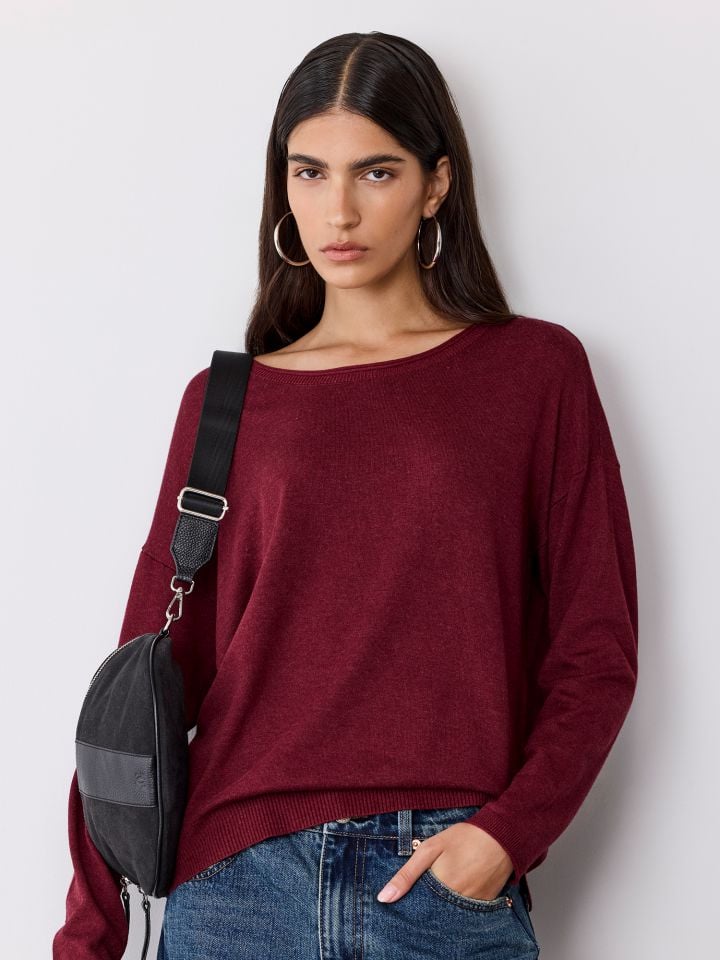 סריג מחשוף סירה בייסיק