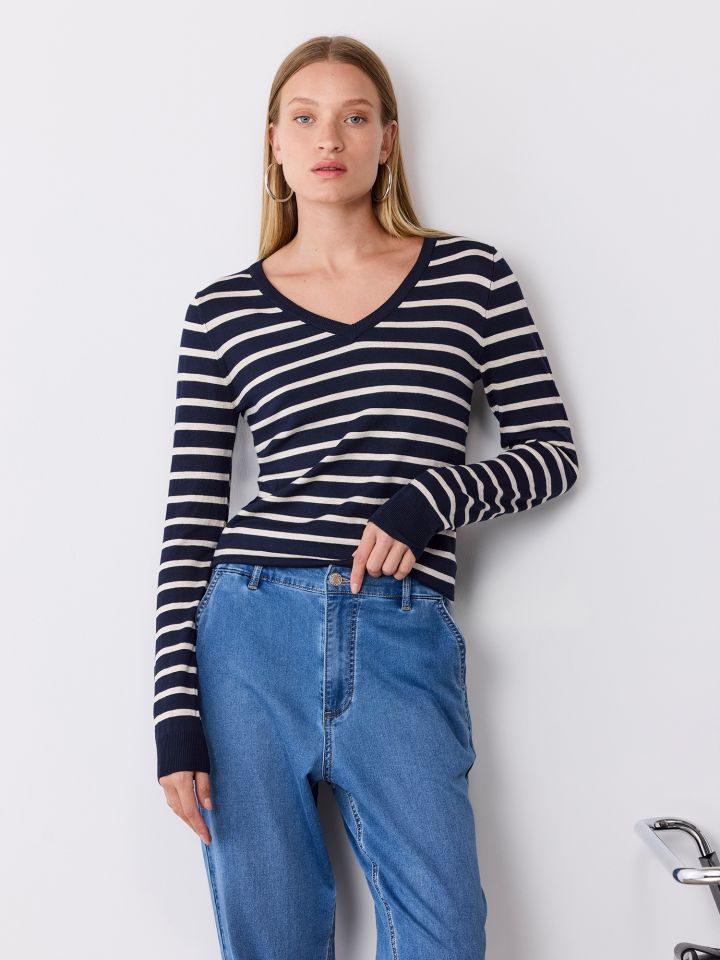 סריג וי פסים