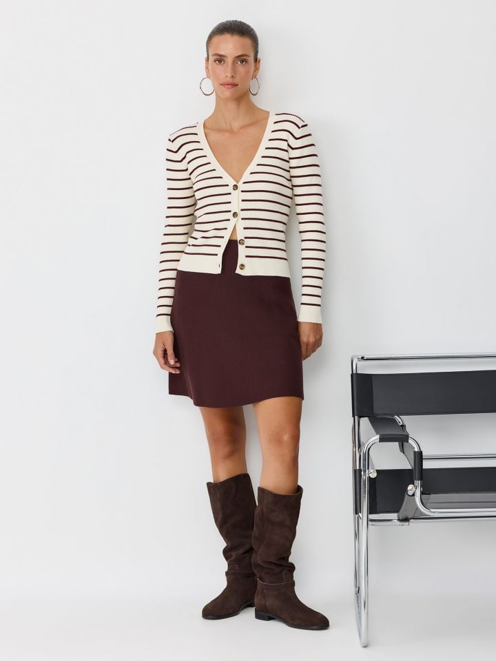 חצאית מיני סרוגה