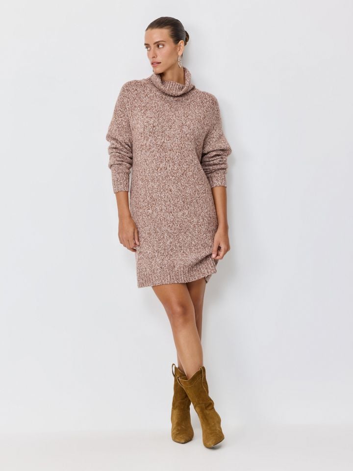 שמלת מיני סרוגה