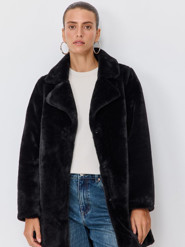 מעיל דמוי פרווה