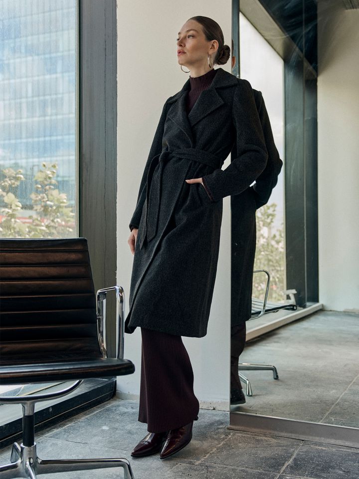 מעיל ארוך מחויט