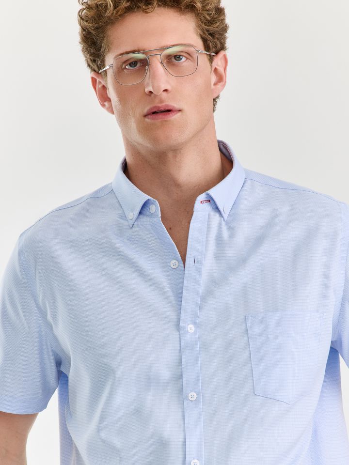 HECHTER PARIS מכופתרת NON IRON מיקרו ג’קארד בגזרת רגולר פיט עם כיס