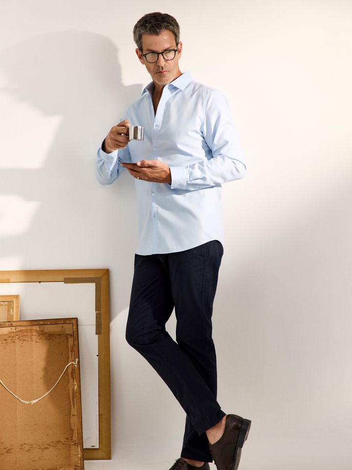 MAX MORETTI חולצה מכופתרת NON IRON טוויל בגזרת מודרן פיט