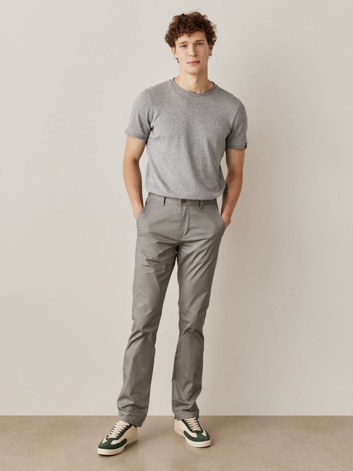 מכנסי צ’ינו