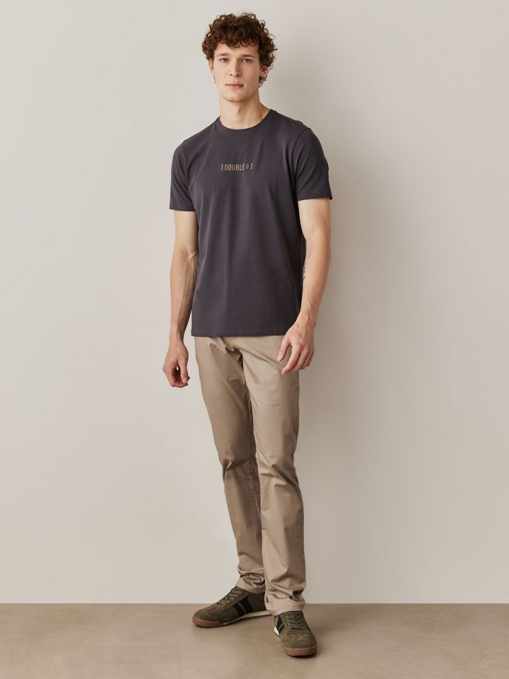 מכנסי צ’ינו