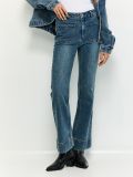 ג’ינס BOOTCUT עם כיסים קדמיים