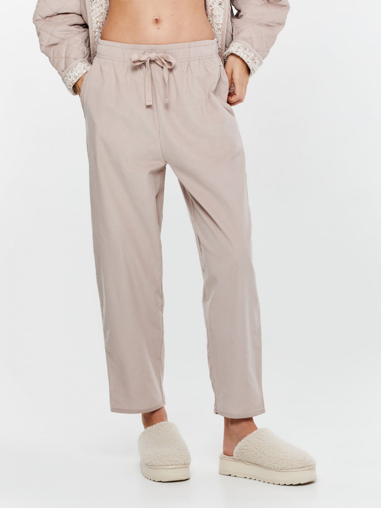 מכנסי קורדרוי עם שרוך