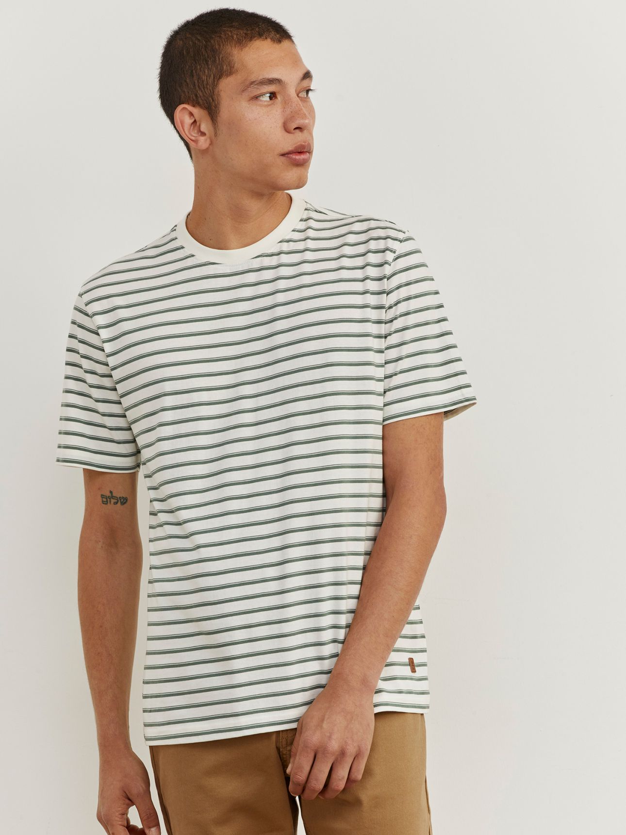 טי שירט קצרה פסים