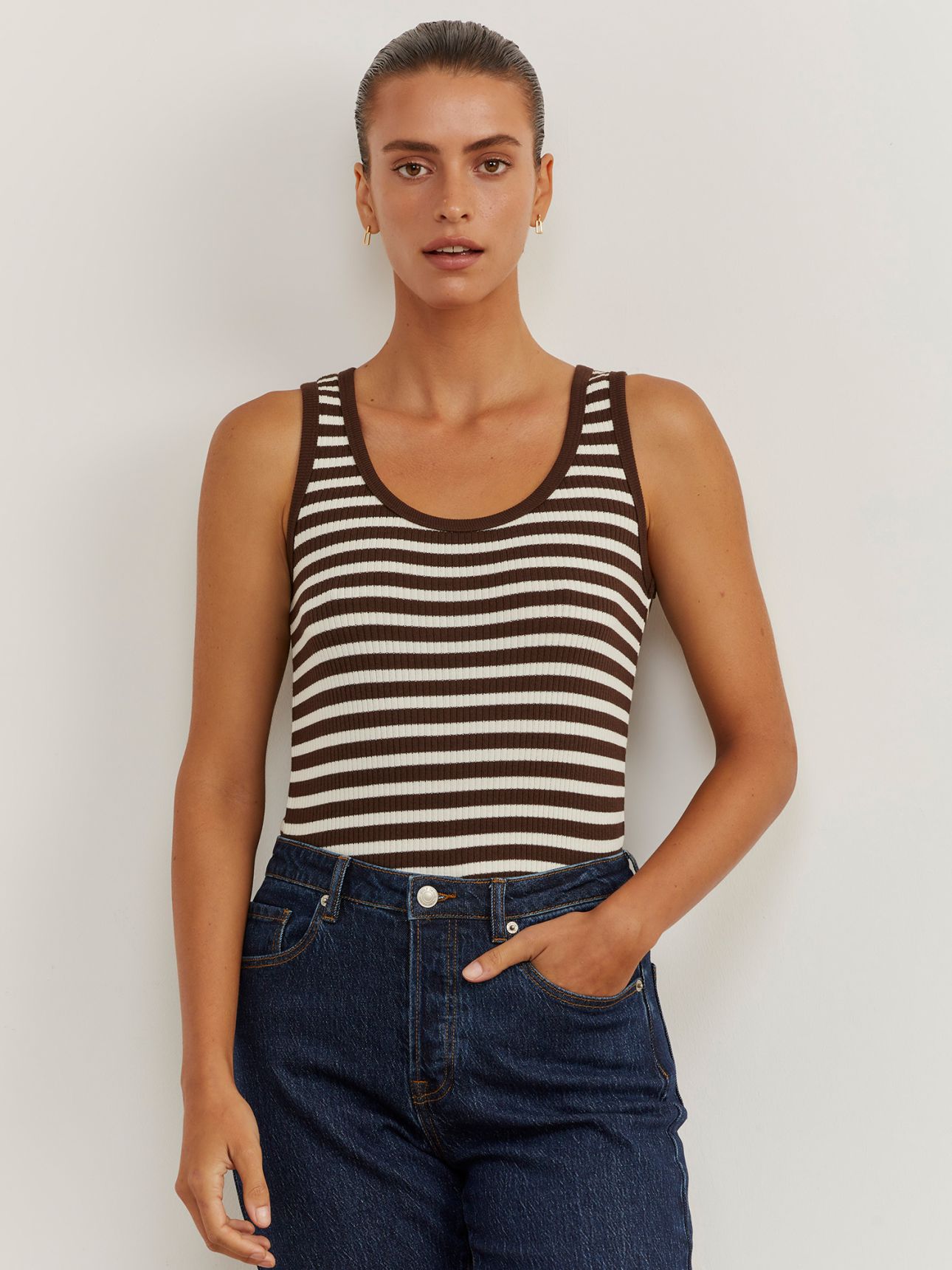 גופיית סריג פסים