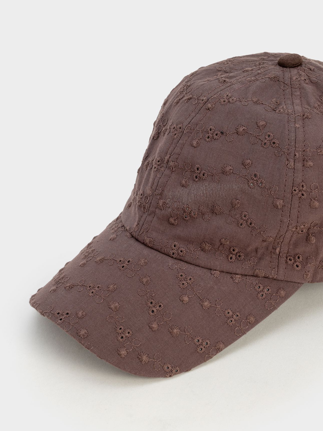 כובע מצחיה תחרה