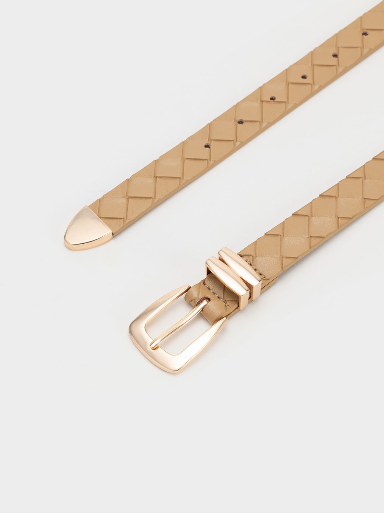 חגורת עור קלועה ברוחב 2.5 ס”מ