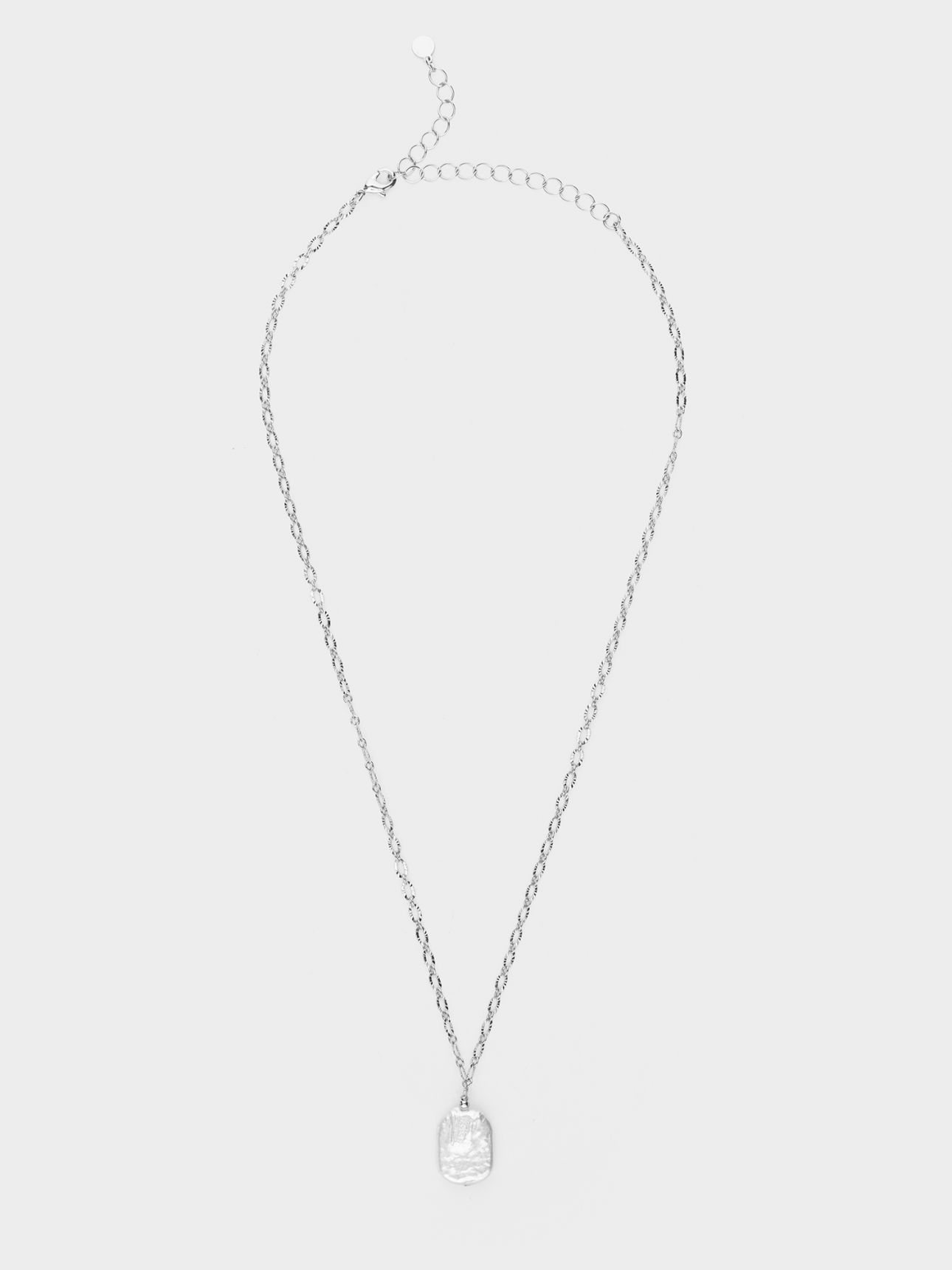 זוג שרשראות פנינים