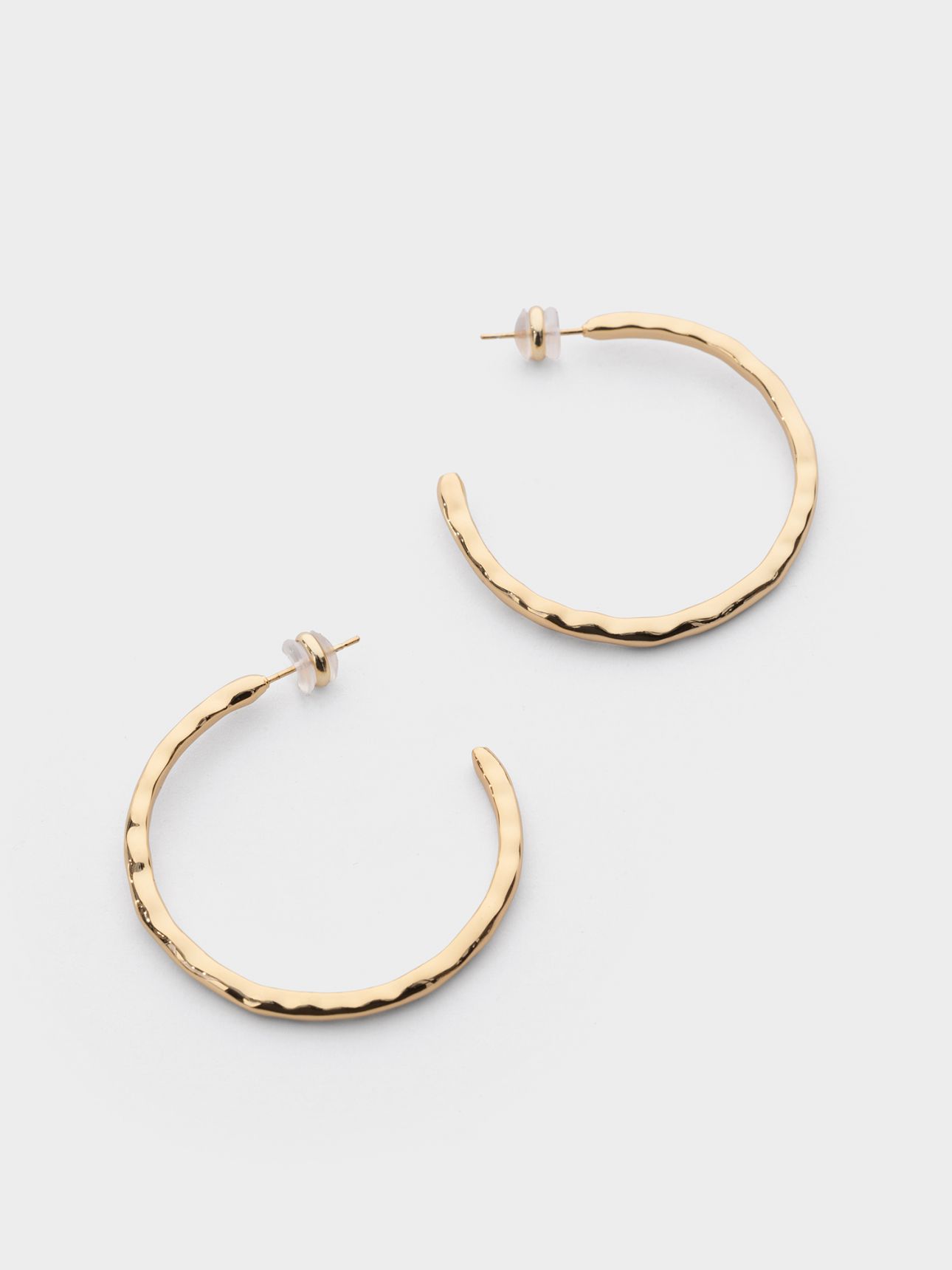 עגילי חישוק רקועים