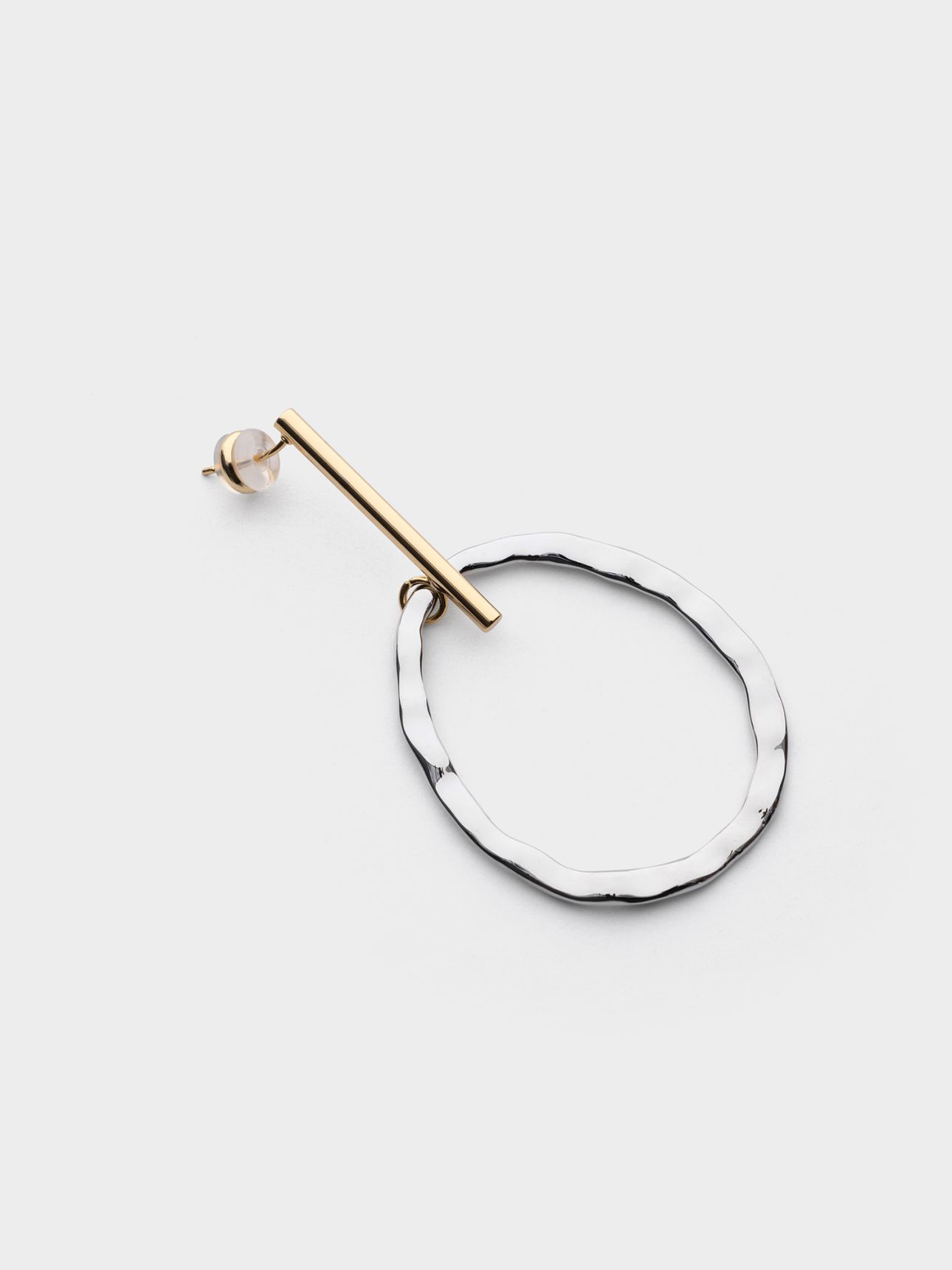 עגילים גיאומטריים