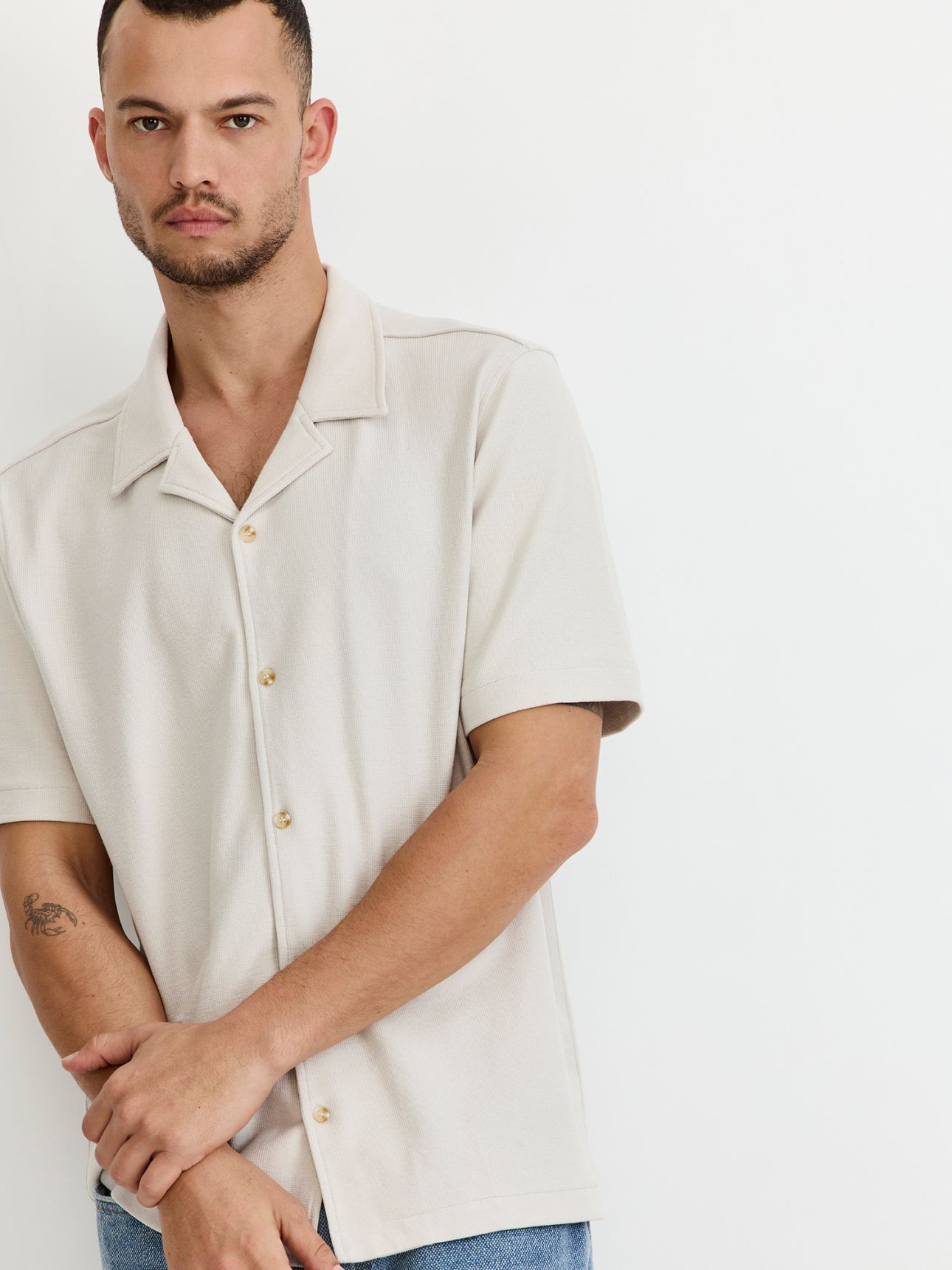 קאמפ סרוגה טקסטורה