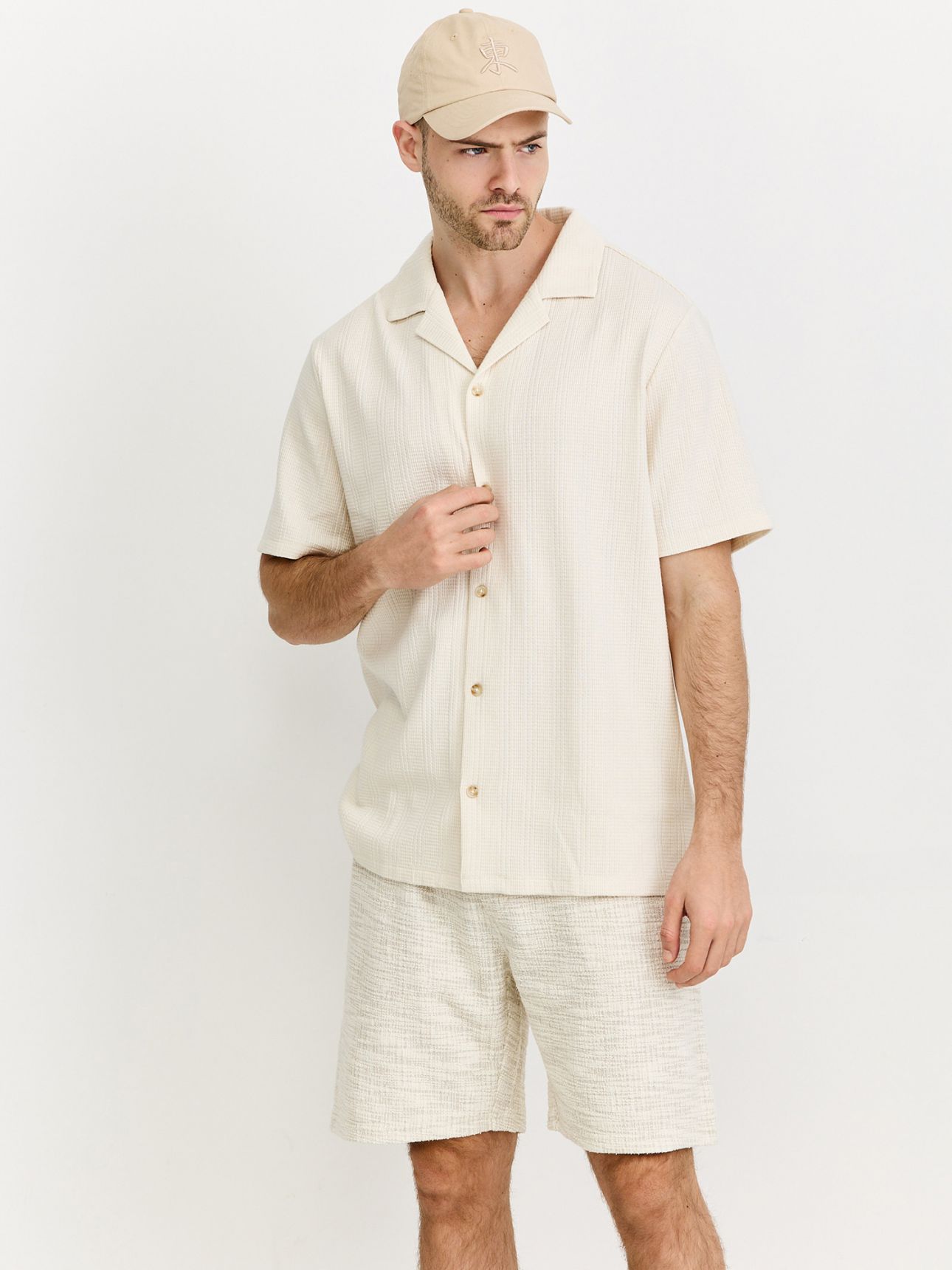 חולצה מכופתרת קצרה וופל