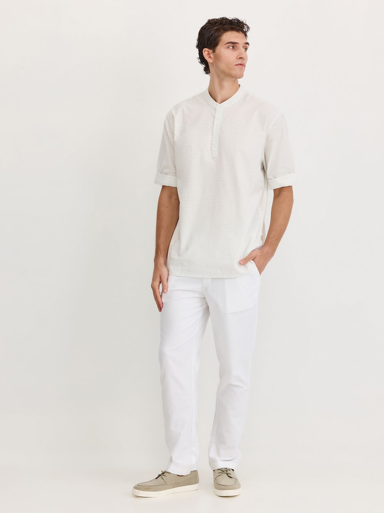 חולצת אריג קצרה שנטי