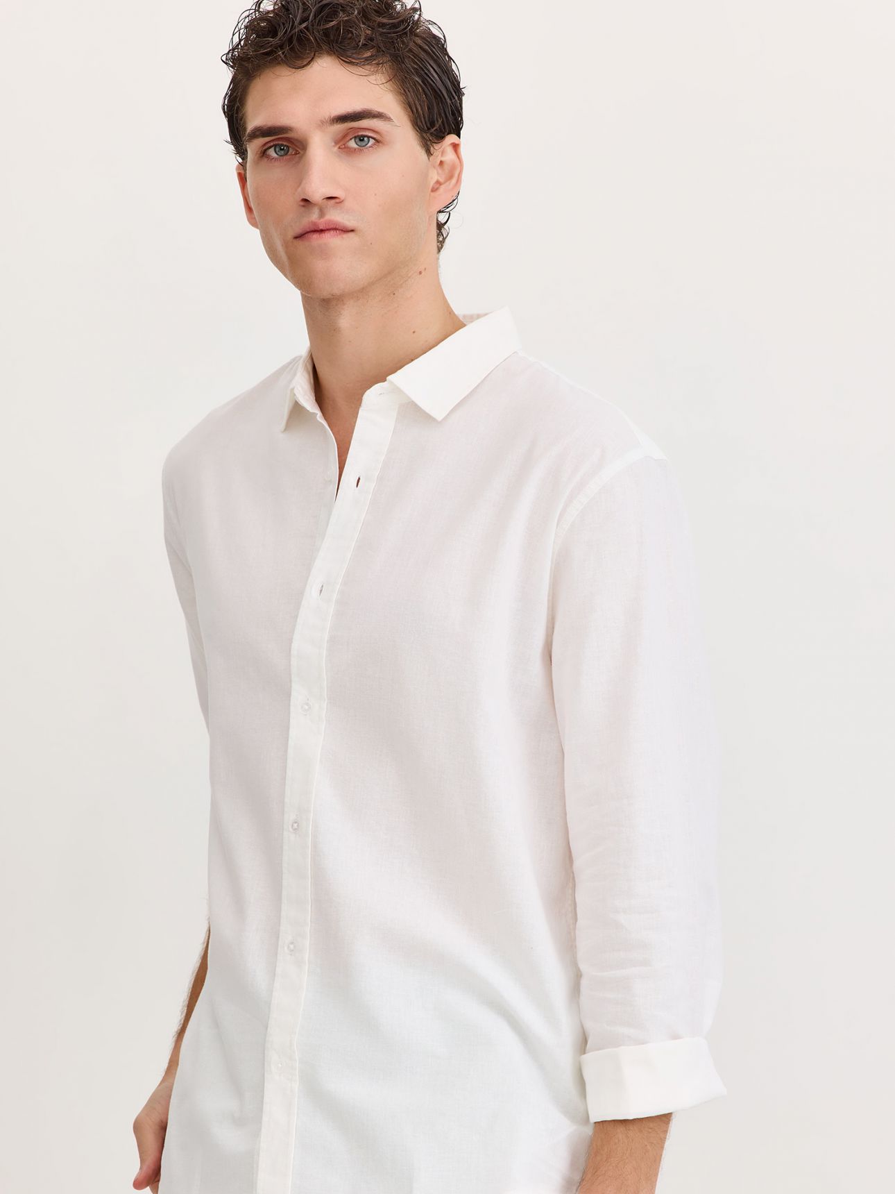 חולצה מכופתרת ארוכה שילוב פשתן