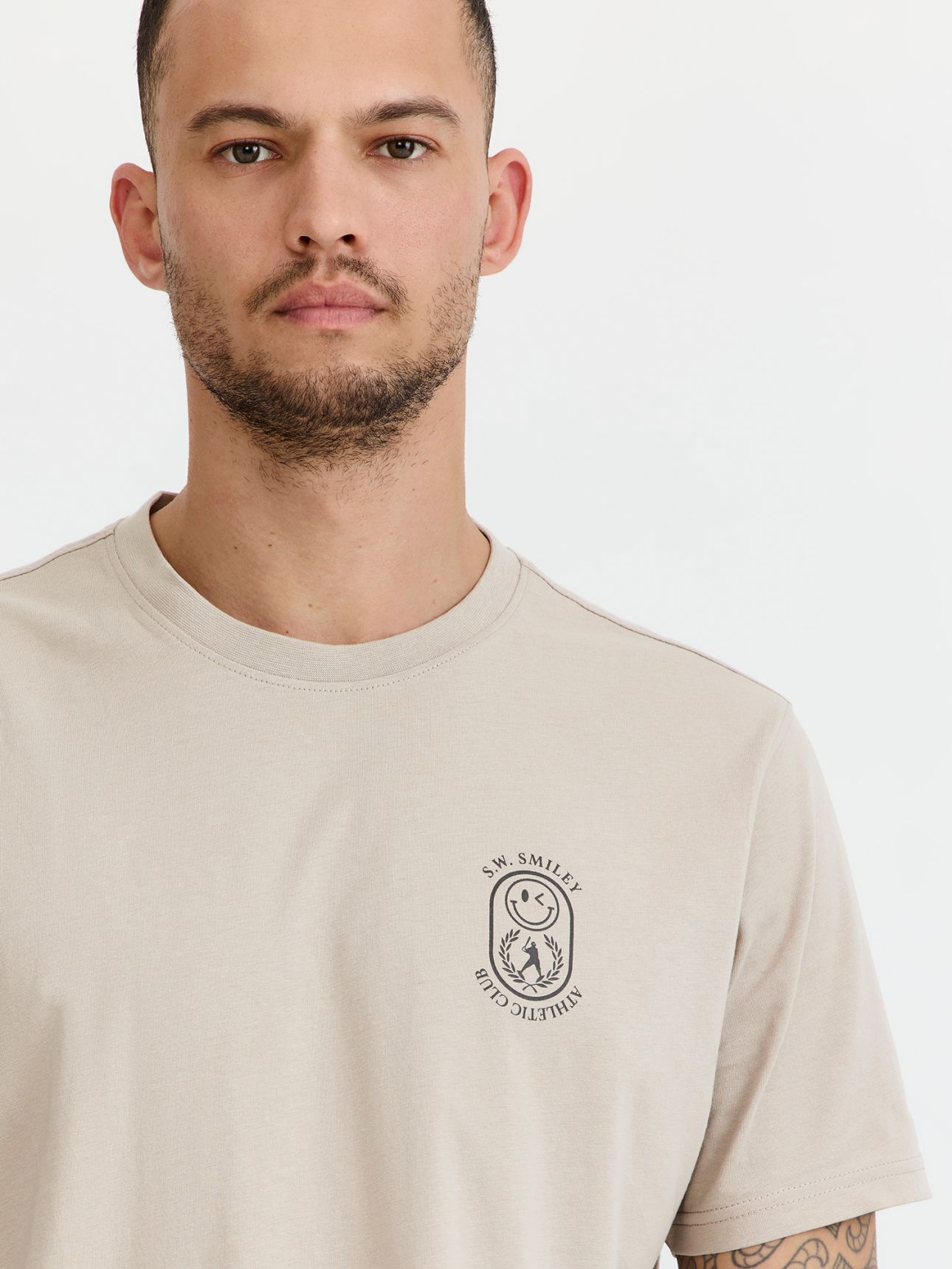 טי שירט קצרה דפוס חוף