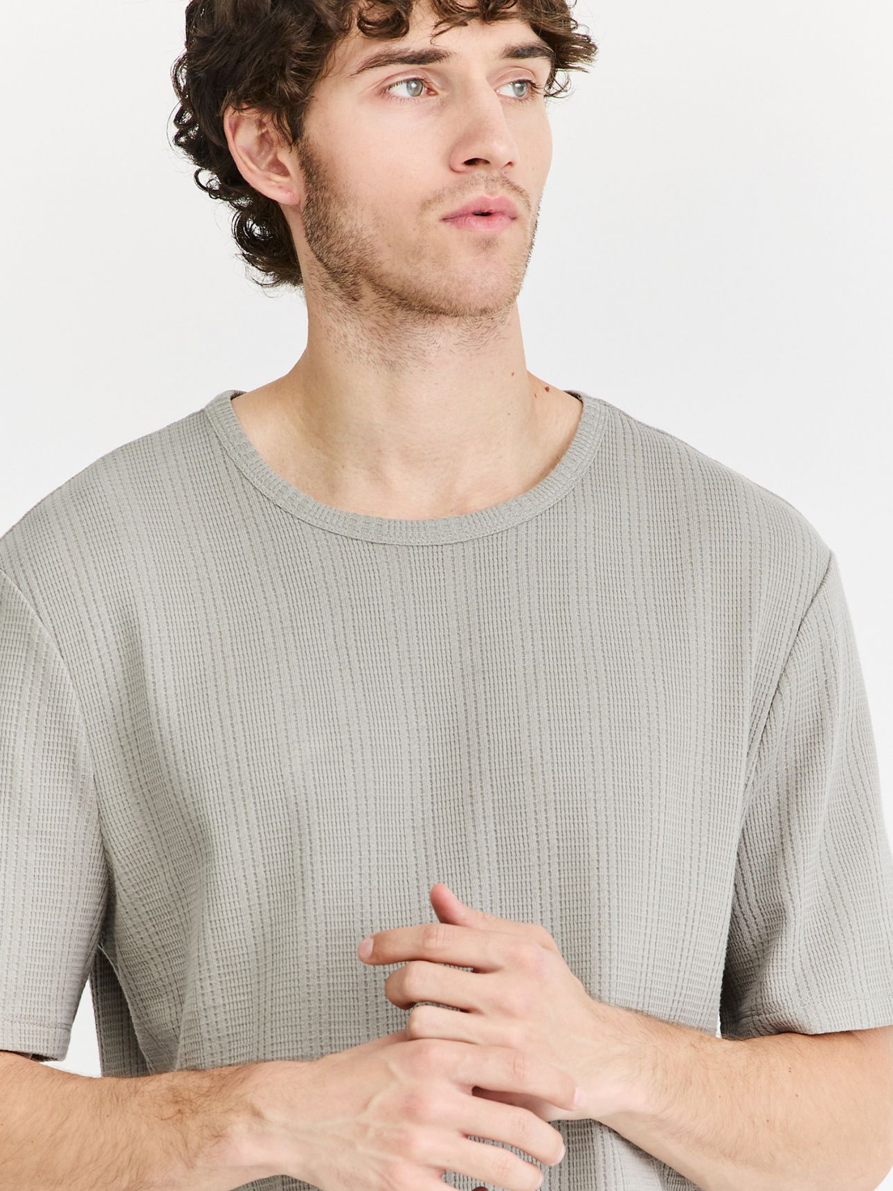 טי וופל פסים