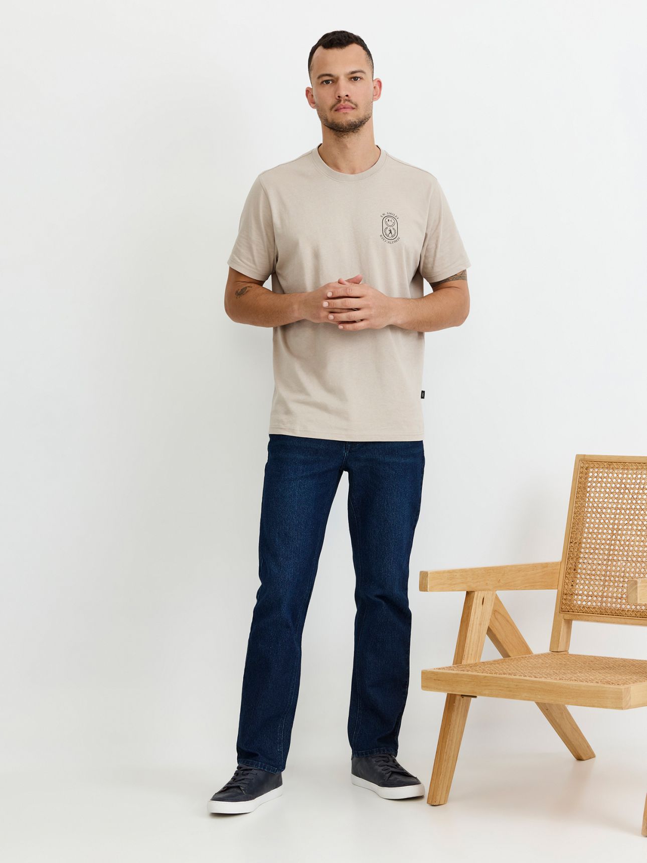 ג’ינס straight