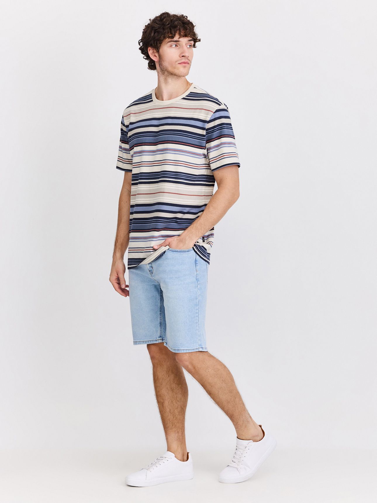 ברמודה ג’ינס 5 כסים