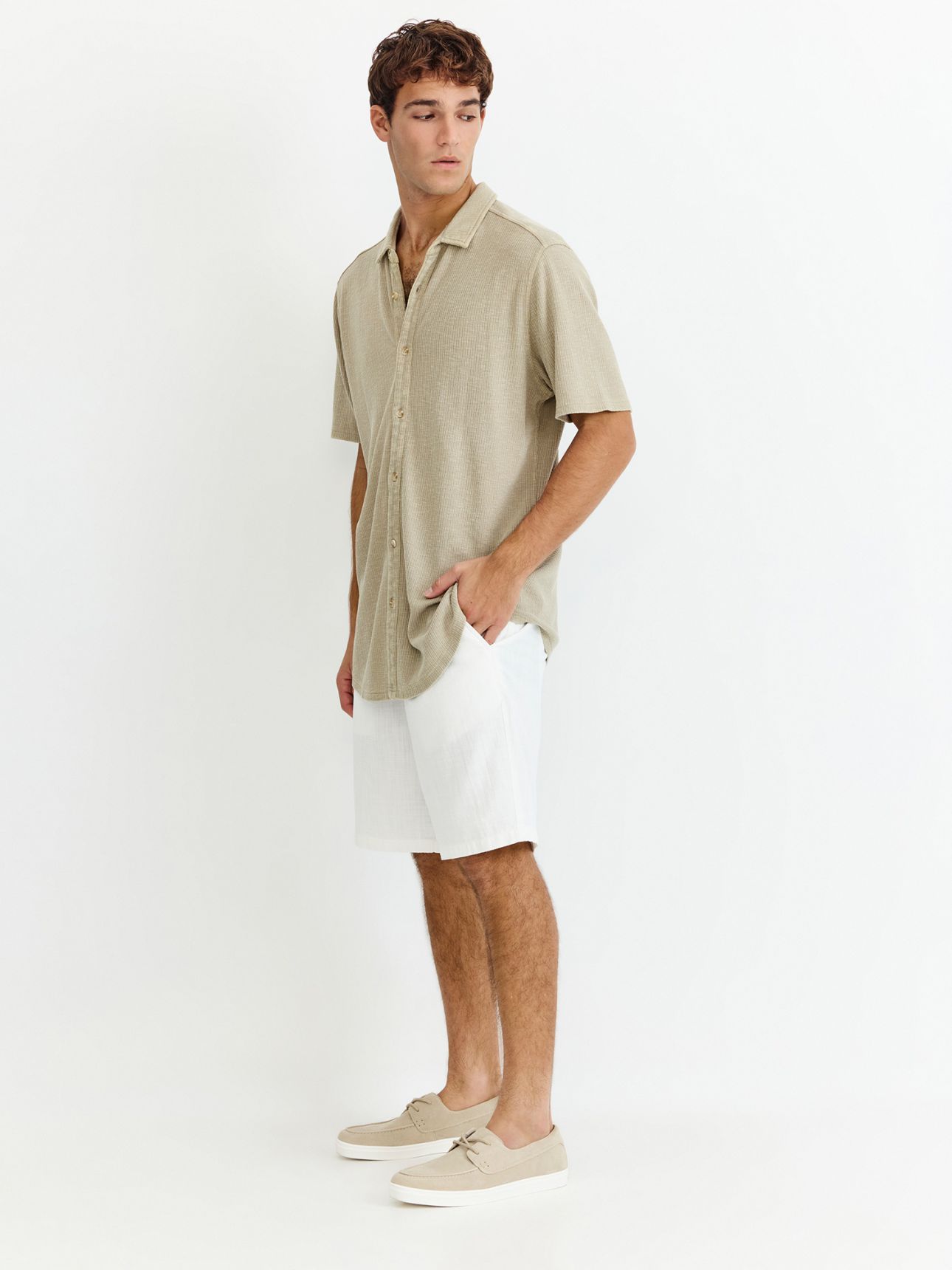 ברמודה צ’ינו