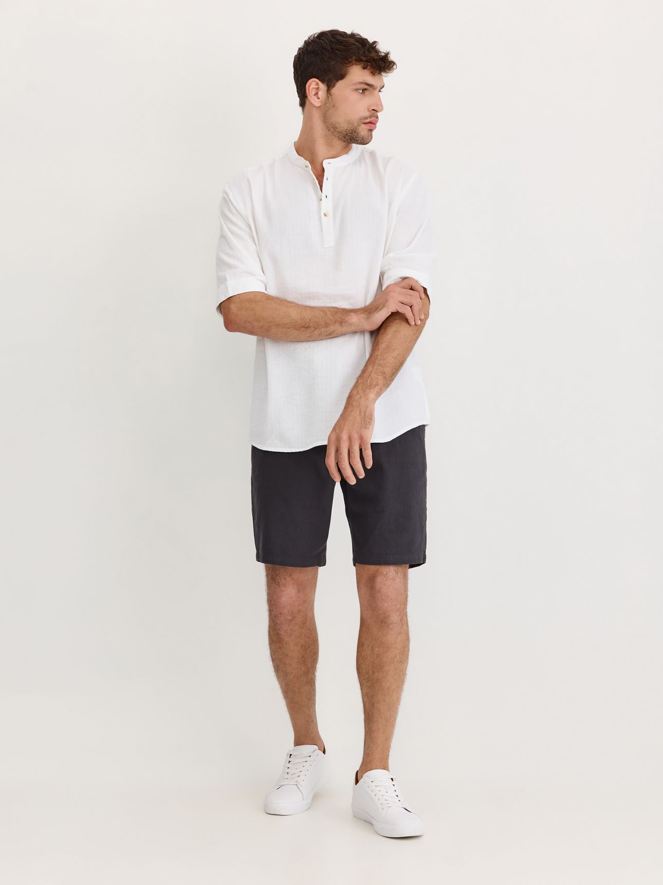 ברמודה צ’ינו