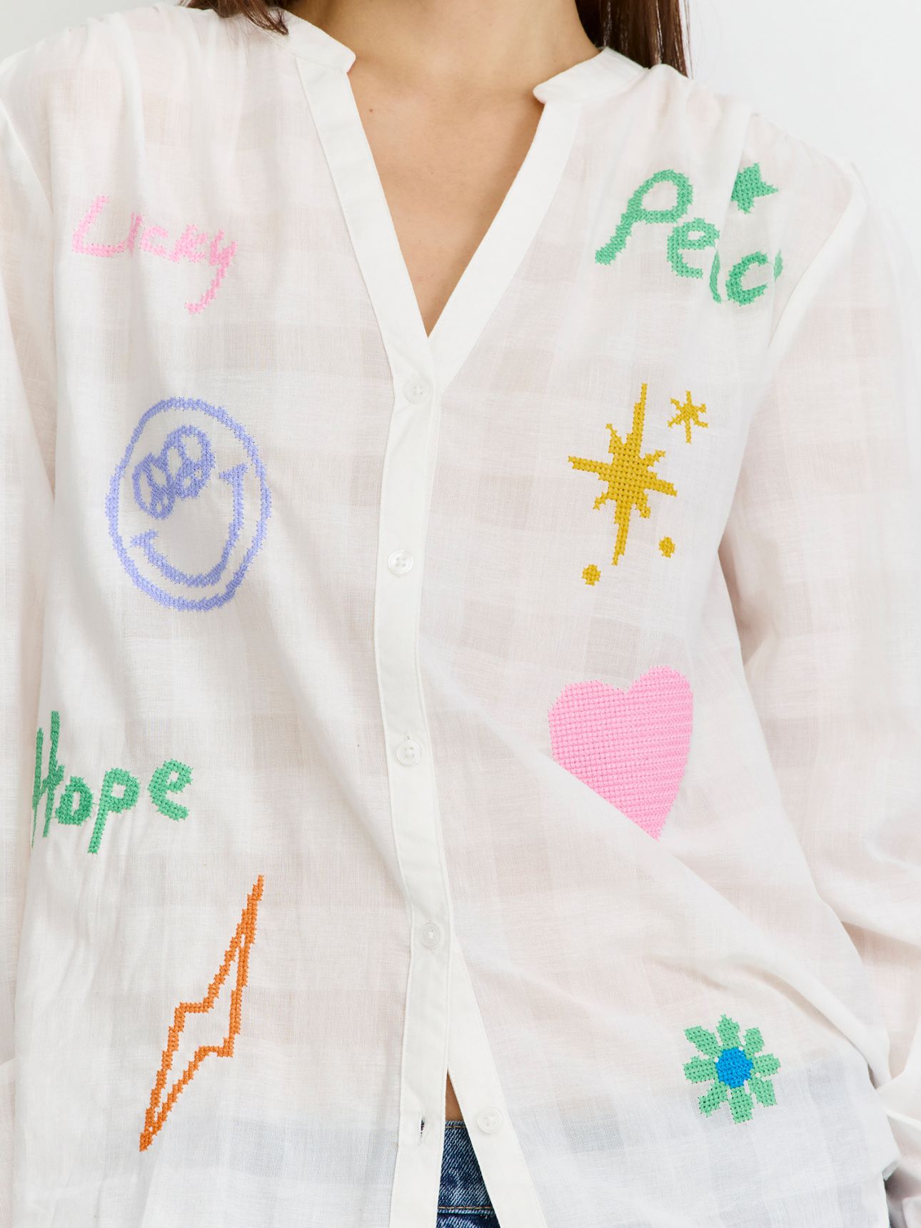 חולצה מכופתרת רקמת SMILEY