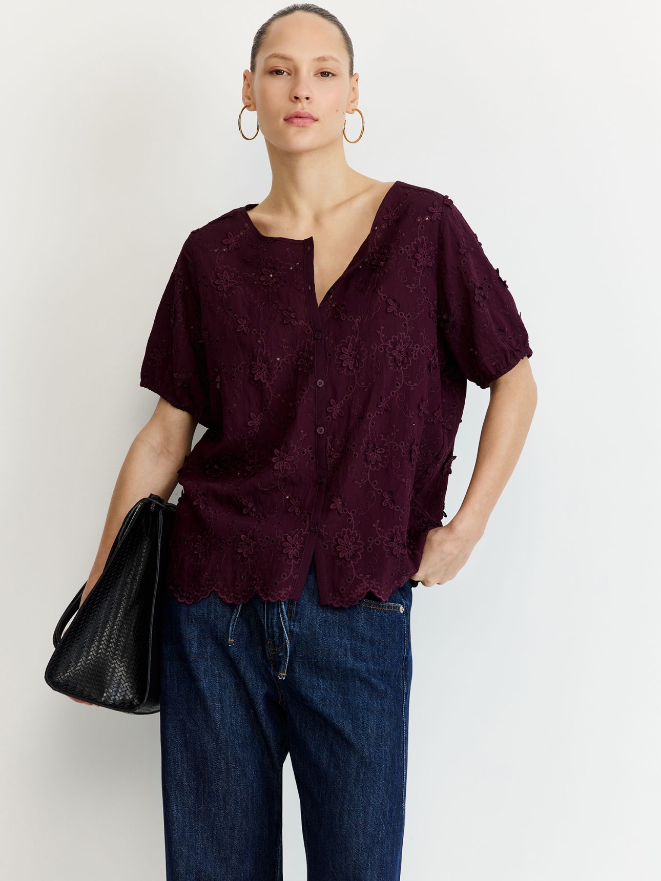 חולצה רקומה עם כפתורים